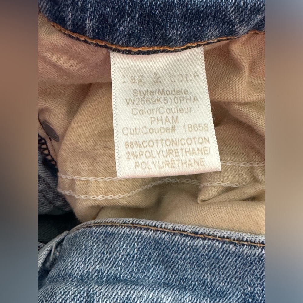 Rag & Bone High-Rise Jeans Women’s Size 27.      With a 27”‎ Inseam 10” Rise. - Picture 4 of 5